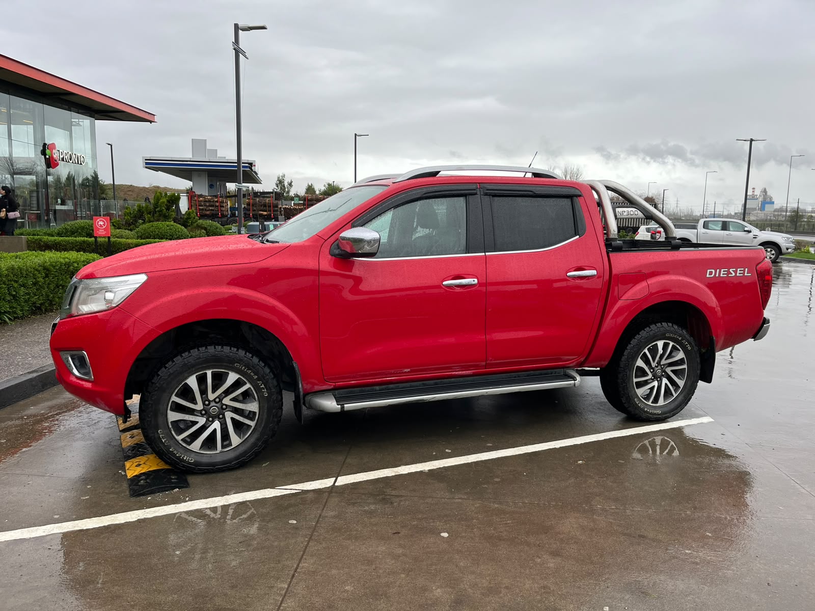 Nissan NP300 2016 4x4 en venta Select Motors Chile Arauco